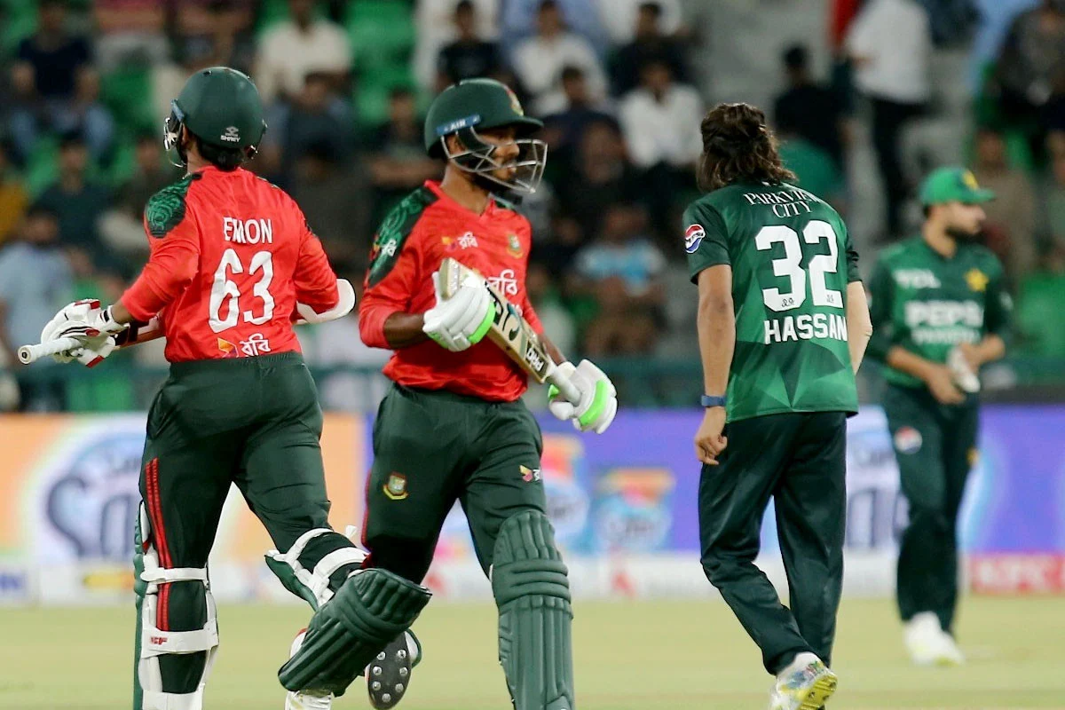 হোয়াইটওয়াশ এড়াতে গর্জে উঠল টাইগাররা, পাকিস্তানের বিপক্ষে ঝলমলে ব্যাটিংয়ে ১৯৬ রান