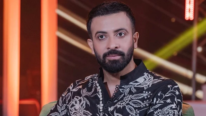 সরকারি অনুদানের ৬৫ লাখ টাকা স্বেচ্ছায় ফিরিয়ে দিলেন শাকিব খান