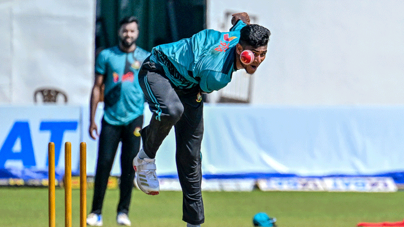 মিরাজ ফিরছেন, কলম্বো টেস্টে বদল আসতে পারে একাদশে – কারা থাকছেন, কারা বাদ পড়বেন?