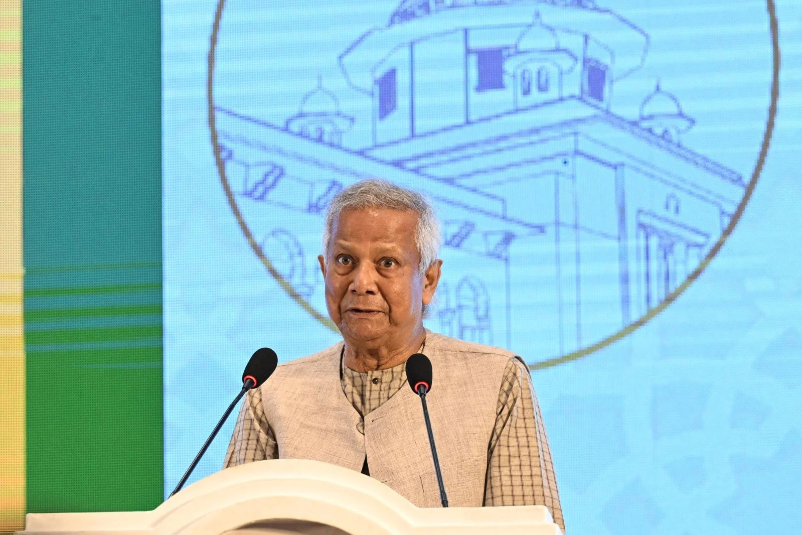 বিচার বিভাগের পূর্ণ স্বাধীনতা নিশ্চিত করবে পৃথক সচিবালয়: প্রধান উপদেষ্টা ড. ইউনূস