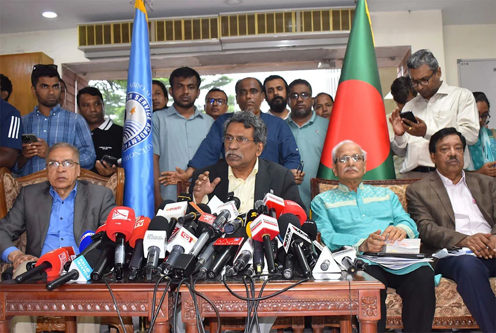 রাষ্ট্রপতি নির্বাচন পদ্ধতি বদলে নতুন পথ খুঁজছে রাজনৈতিক দলসমূহ: আলী রীয়াজ