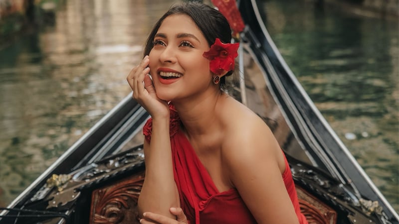 শৈশবের স্বপ্নকে ছুঁয়ে দেখা: মিসর-ভেনিস ভ্রমণে মেহজাবীনের হৃদয়ছোঁয়া অভিজ্ঞতা