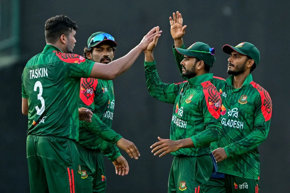শ্রীলঙ্কায় ইতিহাস গড়ার সামনে বাংলাদেশ, সিরিজ জয়ের লক্ষ্য ২৮৬ রান