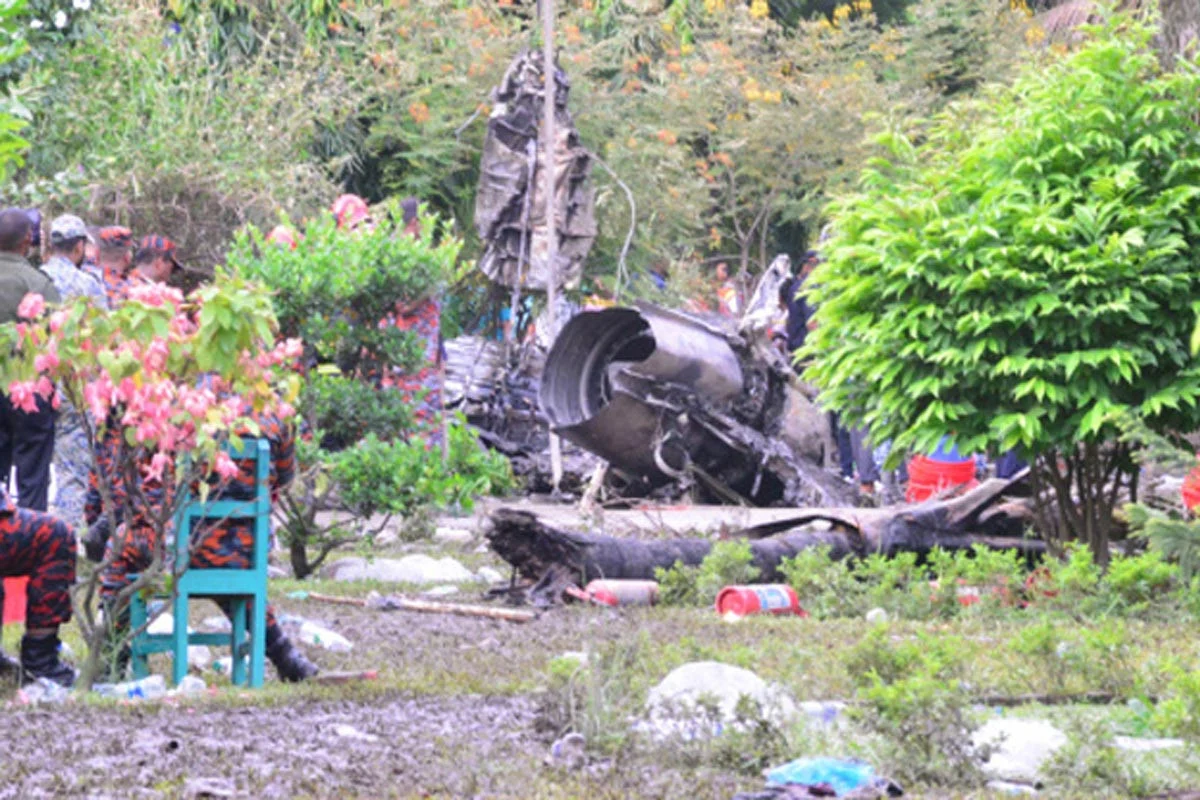 উত্তরায় বিমান দুর্ঘটনায় নিহত বেড়ে ৩১, রাজধানীর বিভিন্ন হাসপাতালে চিকিৎসাধীন ১৬৫