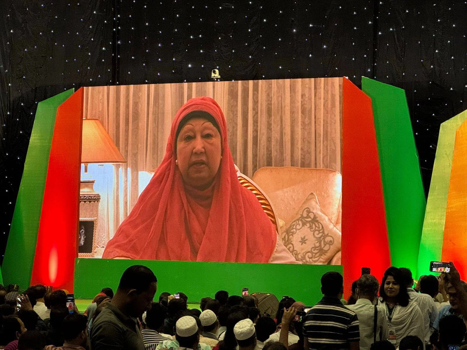 “গণতন্ত্র ফেরাতে ঐক্যের ডাক”—জাতীয় ঐক্য ও শহীদদের স্বপ্ন বাস্তবায়নে খালেদা জিয়ার অঙ্গীকার