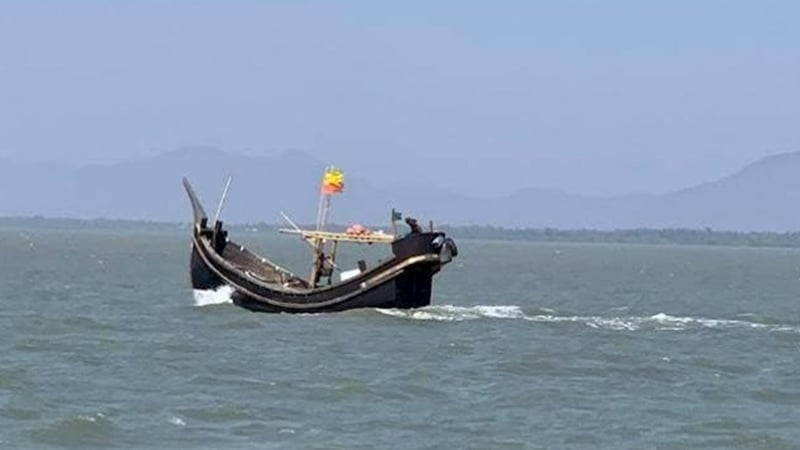 টেকনাফ উপকূলে আবারও ভয়াবহ ঘটনা, দুটি ট্রলারসহ ১৪ বাংলাদেশি জেলে অপহরণ করল আরাকান আর্মি