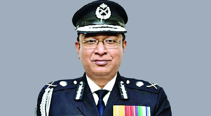 সাবেক আইজিপি জাবেদ পাটোয়ারীসহ পাঁচজনের বিরুদ্ধে গ্রেপ্তারি পরোয়ানা জারি