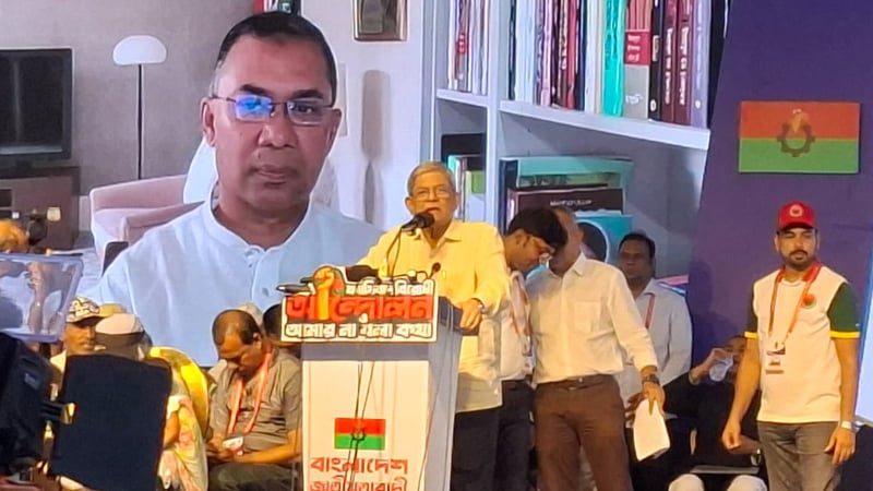 গণতন্ত্রের পথে অগ্রযাত্রা রুখতেই চলছে গভীর ষড়যন্ত্র: মির্জা ফখরুলের অভিযোগ