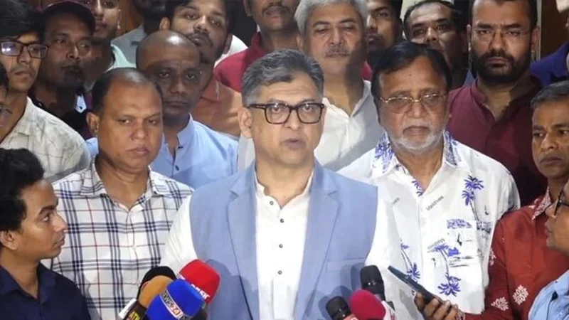 জুলাই ঘোষণাপত্র ও ফেব্রুয়ারির নির্বাচনের ঘোষণাকে বিএনপির স্বাগত, জানাল রাজনৈতিক বার্তা