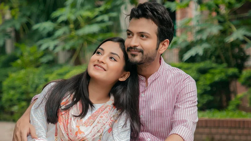 ‘শালিক বালিকা’ দিয়ে ফের দর্শক মাতালেন ইয়াশ-তটিনী