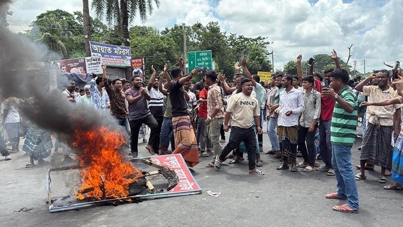ফরিদপুরে ভাঙ্গা থানায় হামলা-ভাঙচুর: সাবেক এমপি নিক্সন চৌধুরী প্রধান আসামি