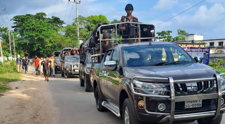অশান্ত খাগড়াছড়িতে ১৪৪ ধারা, বিজিবি মোতায়েন – অচল সড়ক যোগাযোগ