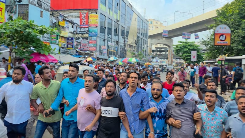 রাজধানীতে আ’লীগের ঝটিকা মিছিল ভেস্তে দিল পুলিশ, গ্রেপ্তার ২৪৪ নেতা-কর্মী
