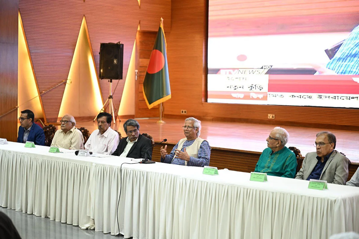 প্রধান উপদেষ্টা ইউনূসের ঘোষণা: ফেব্রুয়ারিতেই হবে উৎসবমুখর জাতীয় নির্বাচন