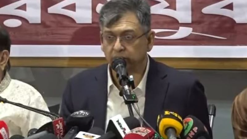 একই দিনে জাতীয় নির্বাচন ও গণভোট সম্ভব, ব্যয় ও সময় বাঁচাবে—সালাহউদ্দিন আহমদ