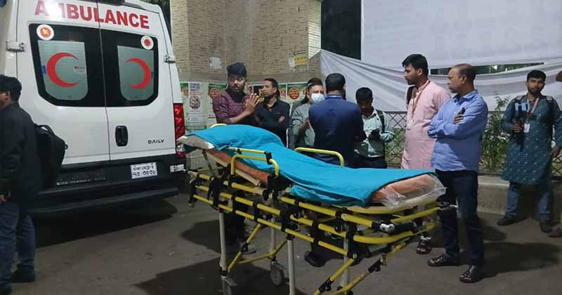 অবস্থা গুরুতর, সিএমএইচে নেওয়ার প্রস্তুতি ওসমান হাদীর: ঢামেক পরিচালকের সর্বশেষ আপডেট