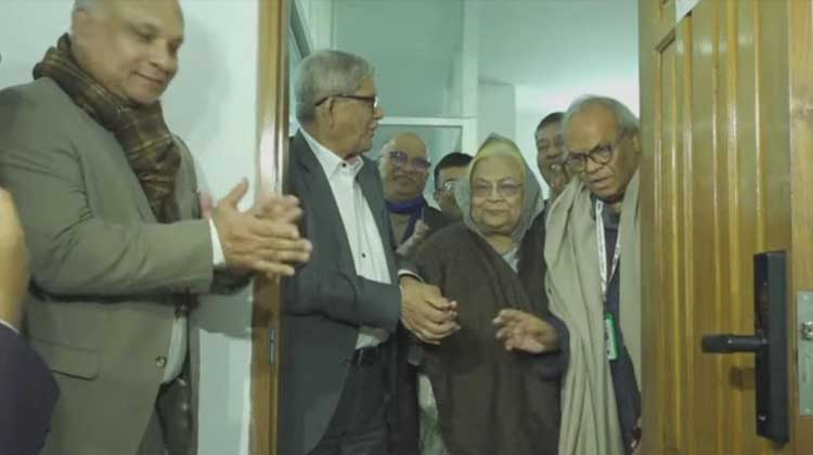 নির্বাচনের মাঠে বিএনপি: গুলশানে চালু হলো দলটির কেন্দ্রীয় নির্বাচনী অফিস