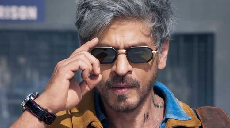 রক্তাক্ত লুকে শাহরুখের গর্জন! ‘কিং’ সিনেমা আসছে কবে, জানালেন নিজেই বাদশা