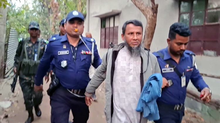 নির্বাচনী কার্যালয়ে হানা: শরীয়তপুরে জামায়াত অফিস থেকে ৭ লাখ টাকা উদ্ধার, শিক্ষককে কারাদণ্ড