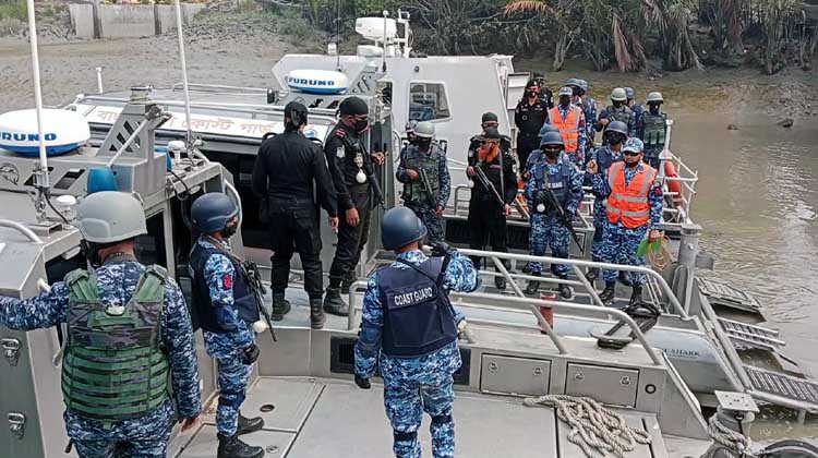 সুন্দরবনে শুরু হলো যৌথ বাহিনীর টানা কম্বিং অপারেশন