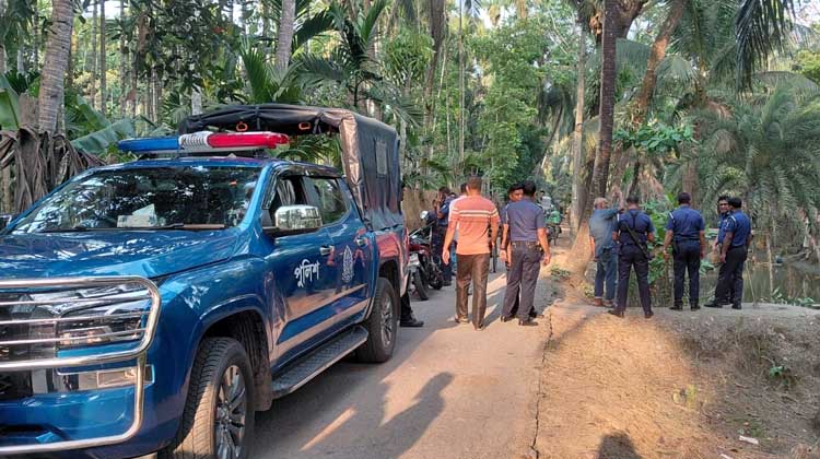 বাগেরহাটে দুঃসাহসিক হামলা—পুলিশকে কুপিয়ে ছিনিয়ে নেওয়া হলো আসামি