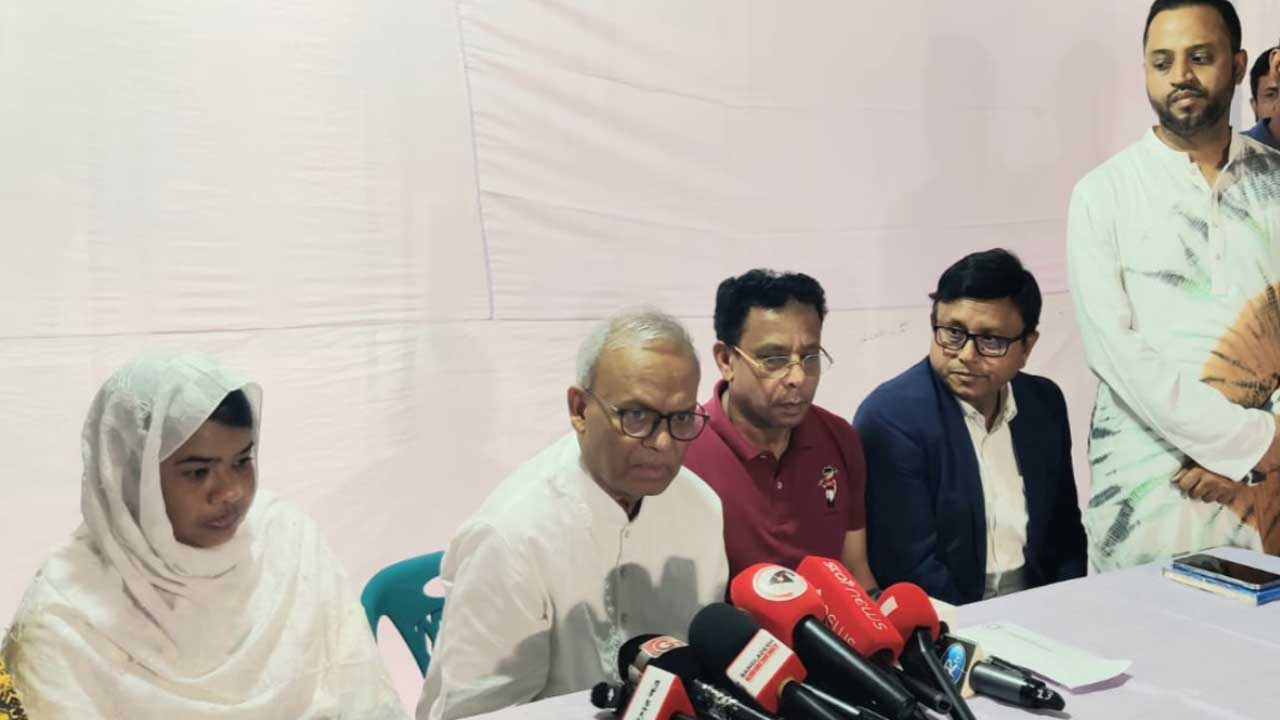 শহীদ ইউসুফের পরিবারের পাশে তারেক রহমান: সহমর্মিতার বার্তা নিয়ে বাসায় গেল ‘আমরা বিএনপি পরিবার’