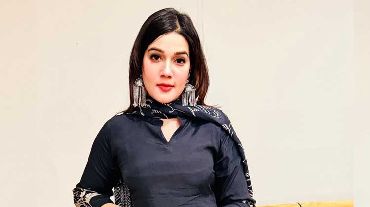 “যেকোনো সময় মরে যেতে পারি”—মাহিয়া মাহির হঠাৎ পোস্টে ভক্তদের উদ্বেগ