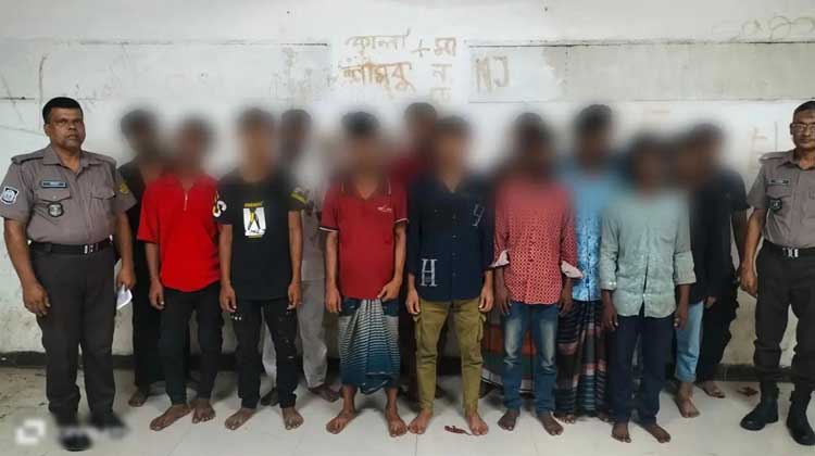 রাজধানীতে পুলিশের অভিযানে গ্রেপ্তার ৬৩
