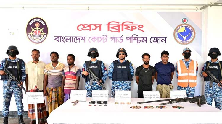 জাহাঙ্গীর বাহিনীর দুই সদস্য গ্রেপ্তার: জিম্মি তিন জেলেকে উদ্ধার, স্বস্তি ফিরছে নদীপাড়ে