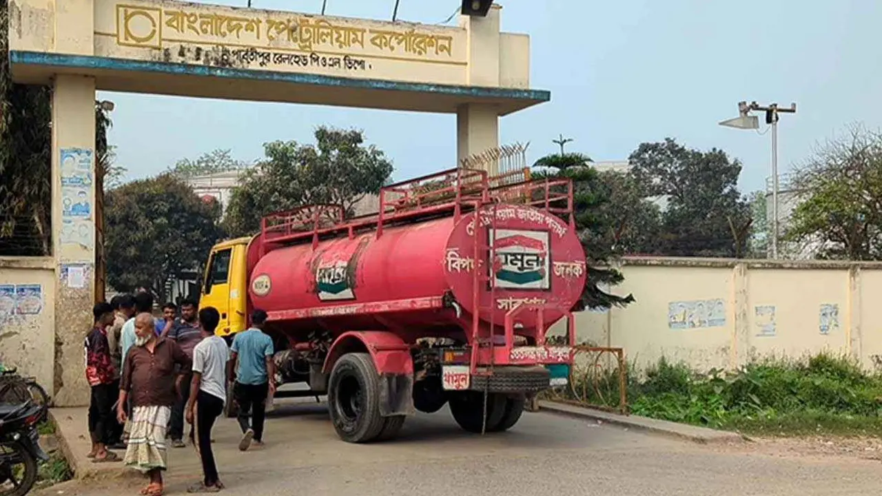 ভারত থেকে আবারও এলো ৫ হাজার টন ডিজেল—জ্বালানি সরবরাহে স্বস্তির ইঙ্গিত